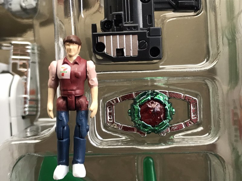 MP-711 Convoy 7 Eleven Version In Hand Pictures of Latest MP